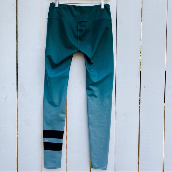 Alo Yoga Airbrush Legging in Gradient Evermint Women’s Small - Picture 8 of 14